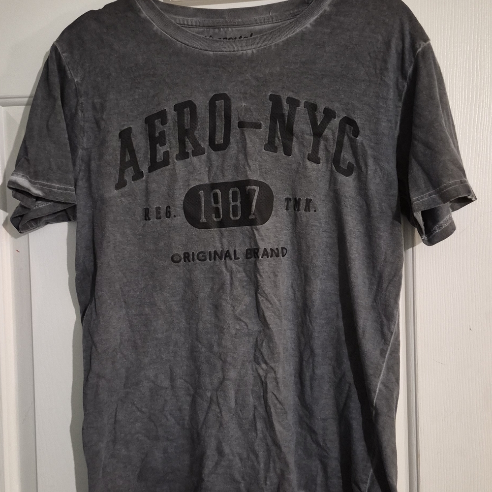 Aeropostale Gray Short Sleeve Aero-NYC Graphic Tee